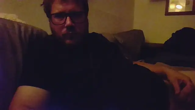 Snapshot of snebold chatting on 07/12/26, 10:01 snebold online show from 07/12/26, 10:01