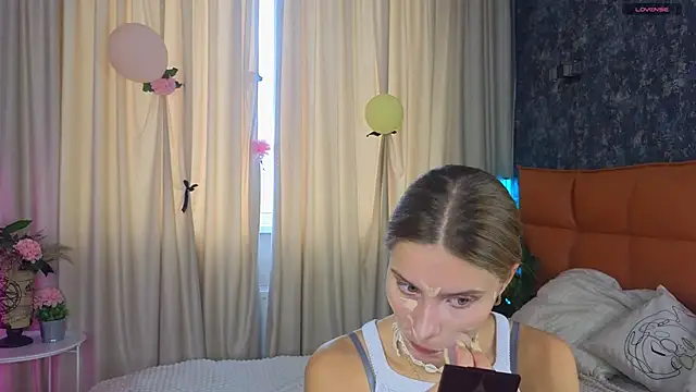 SoftBliss online show from 09/19/25, 06:48