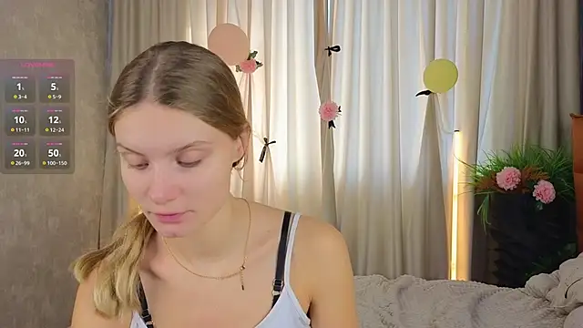 SoftBliss online show from 10/04/25, 06:33