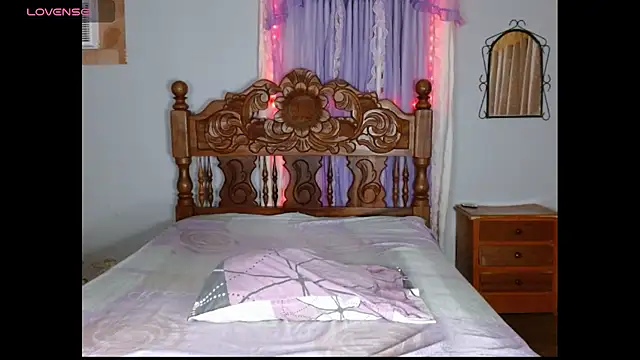 Rebecadiaz13 online show from 01/08/26, 11:12