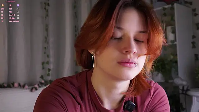 BlytheBenny online show from 12/16/25, 12:04