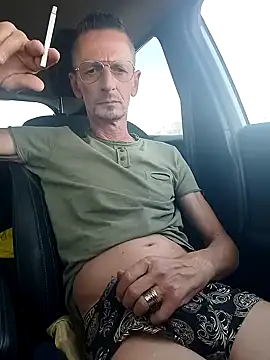 Snapshot of fabius720 chatting on 09/09/25, 10:48 fabius720 online show from 09/09/25, 10:48