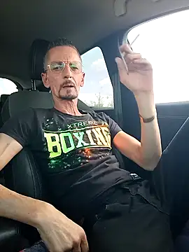 Snapshot of fabius720 chatting on 10/16/25, 11:55 fabius720 online show from 10/16/25, 11:55