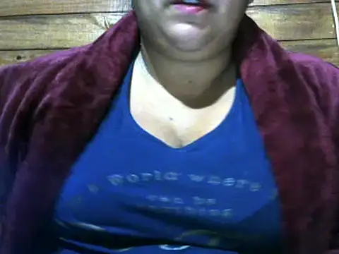 Snapshot of MARRENTINHA34 chatting on 09/30/25, 10:04 MARRENTINHA34 online show from 09/30/25, 10:04