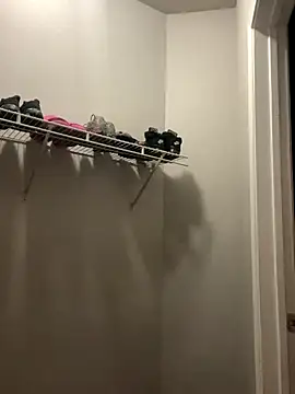 Snapshot of MsSuperWettt chatting on 10/22/25, 04:35 MsSuperWettt online show from 10/22/25, 04:35