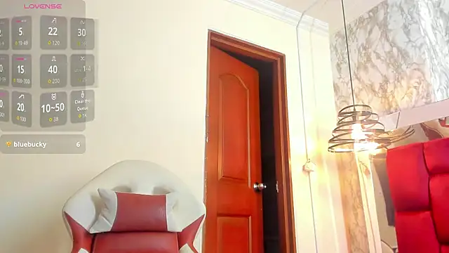 Snapshot of Sheilly_brown chatting on 12/05/25, 08:23 Sheilly brown online show from 12/05/25, 08:23