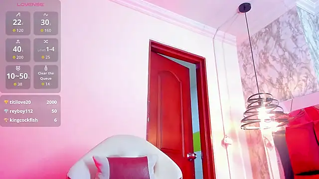 Snapshot of Sheilly_brown chatting on 12/14/25, 09:58 Sheilly brown online show from 12/14/25, 09:58