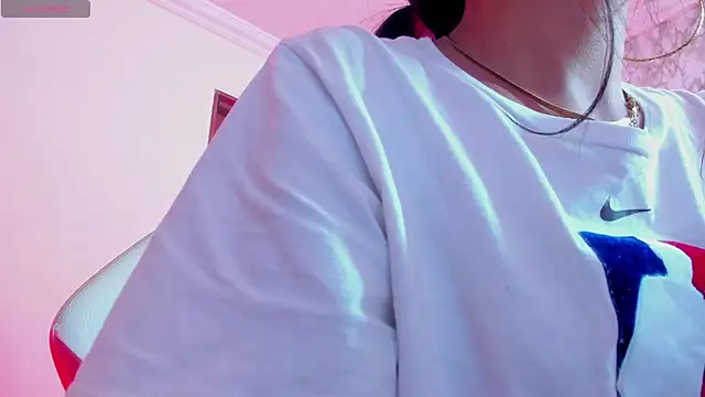 Snapshot of Sheilly_brown chatting on 12/21/25, 08:38 Sheilly brown online show from 12/21/25, 08:38