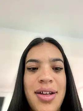 JuanitaMore01 online show from 01/15/26, 08:23