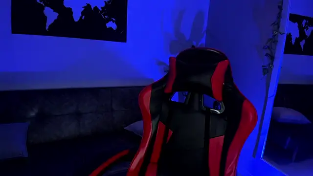 ZoeValencia1 online show from 10/08/25, 12:58