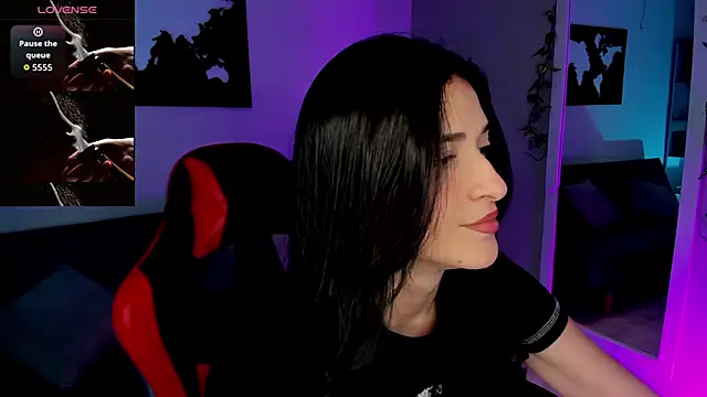 ZoeValencia1 online show from 12/05/25, 12:36