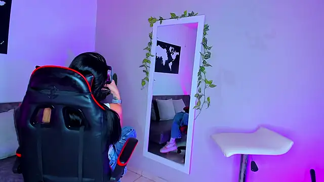 Snapshot of ZoeValencia1 chatting on 03/09/26, 12:42 ZoeValencia1 online show from 03/09/26, 12:42