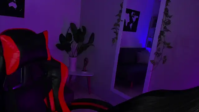 Snapshot of ZoeValencia1 chatting on 04/04/26, 12:57 ZoeValencia1 online show from 04/04/26, 12:57