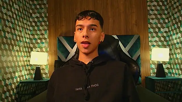 Aiden Royce online show from 10/22/25, 05:30