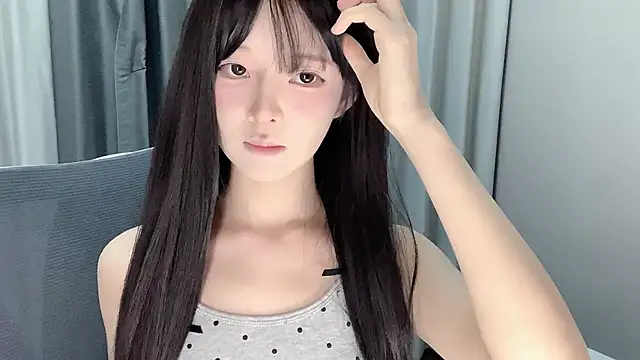 EnEn xiaobao online show from 11/15/25, 03:52