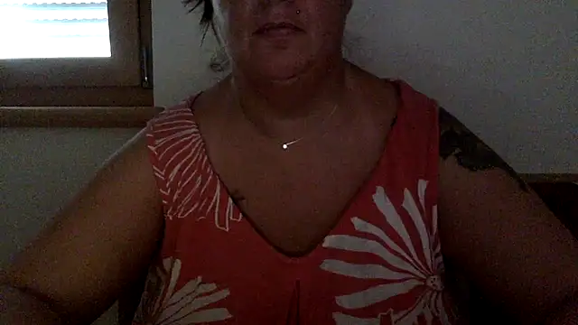 LaReginaNera online show from 06/27/26, 08:19