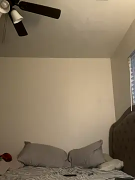 pnwzo online show from 12/19/25, 12:28