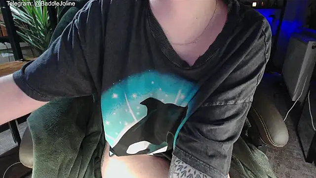 BaddieJoline online show from 11/24/25, 07:24