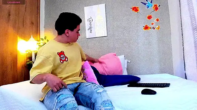 Snapshot of battistaturner chatting on 09/08/25, 05:23 battistaturner online show from 09/08/25, 05:23