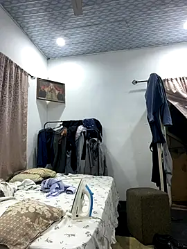 madakraah1 online show from 09/18/25, 05:09