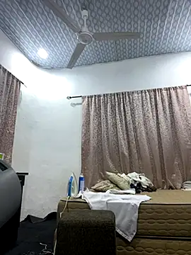 madakraah1 online show from 09/23/25, 03:42