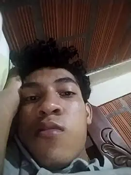 Snapshot of piter200520 chatting on 09/14/25, 03:16 piter200520 online show from 09/14/25, 03:16