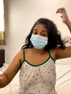 Snapshot of Tsbabylove1 chatting on 11/21/25, 02:32 Tsbabylove1 online show from 11/21/25, 02:32