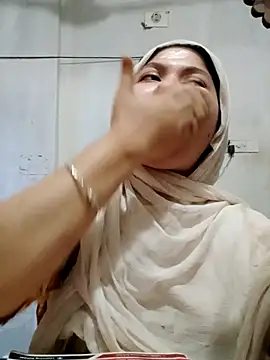Snapshot of Nusrat-N chatting on 07/14/26, 12:57 Nusrat-N online show from 07/14/26, 12:57