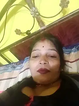 Snapshot of Samiya-143 chatting on 10/30/25, 02:18 Samiya-143 online show from 10/30/25, 02:18