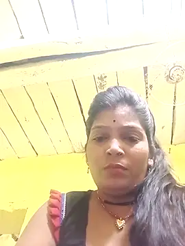 Snapshot of Samiya-143 chatting on 11/11/25, 03:12 Samiya-143 online show from 11/11/25, 03:12