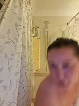 RosieMilff online show from 10/08/25, 06:16