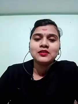 Snapshot of Kavya-Tiwari chatting on 01/11/26, 07:30 Kavya-Tiwari online show from 01/11/26, 07:30