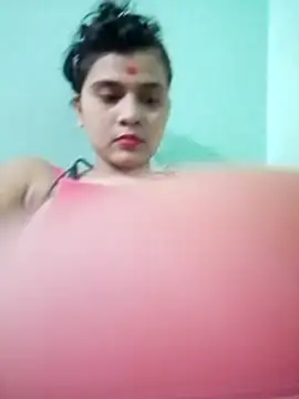 Snapshot of Kavya-Tiwari chatting on 05/31/26, 06:09 Kavya-Tiwari online show from 05/31/26, 06:09
