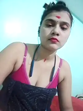 Snapshot of Kavya-Tiwari chatting on 06/13/26, 08:01 Kavya-Tiwari online show from 06/13/26, 08:01