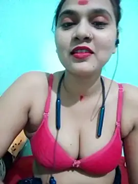 Snapshot of Kavya-Tiwari chatting on 06/16/26, 08:06 Kavya-Tiwari online show from 06/16/26, 08:06
