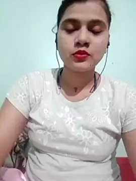 Snapshot of Kavya-Tiwari chatting on 06/23/26, 05:22 Kavya-Tiwari online show from 06/23/26, 05:22