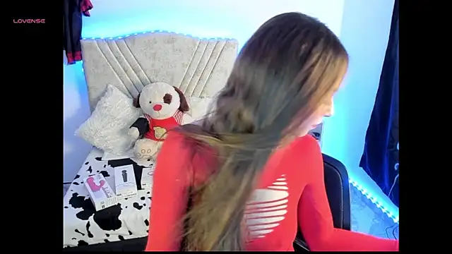 Snapshot of Mia_Victoria22 chatting on 03/19/26, 02:10 Mia Victoria22 online show from 03/19/26, 02:10