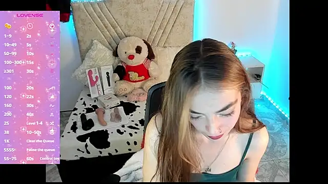 Snapshot of Mia_Victoria22 chatting on 03/28/26, 03:22 Mia Victoria22 online show from 03/28/26, 03:22