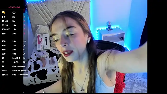 Snapshot of Mia_Victoria22 chatting on 04/02/26, 02:31 Mia Victoria22 online show from 04/02/26, 02:31