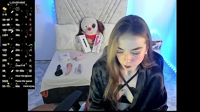 Snapshot of Mia_Victoria22 chatting on 05/28/26, 03:20 Mia Victoria22 online show from 05/28/26, 03:20