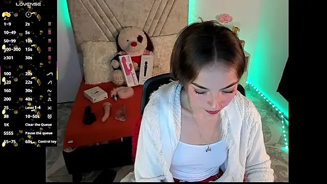 Snapshot of Mia_Victoria22 chatting on 06/24/26, 02:21 Mia Victoria22 online show from 06/24/26, 02:21