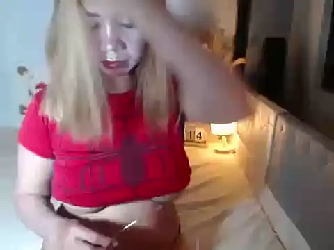 xpinaywildgirlxx online show from 06/14/26, 05:20