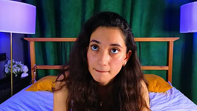 BettyMaldonado online show from 11/12/25, 07:09