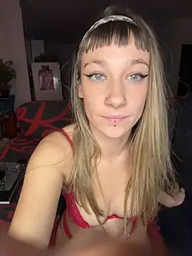 Snapshot of deepthem chatting on 03/18/26, 10:13 deepthem online show from 03/18/26, 10:13