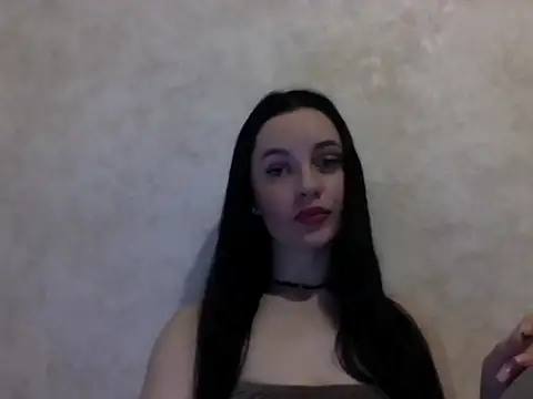 Snapshot of Lulii24 chatting on 12/02/25, 10:16 Lulii24 online show from 12/02/25, 10:16