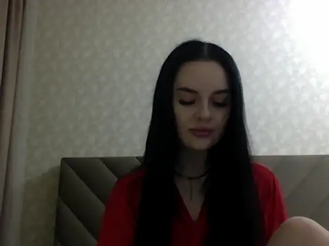 Snapshot of Lulii24 chatting on 02/05/26, 12:59 Lulii24 online show from 02/05/26, 12:59