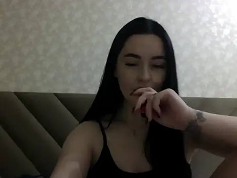 Snapshot of Lulii24 chatting on 03/01/26, 12:01 Lulii24 online show from 03/01/26, 12:01