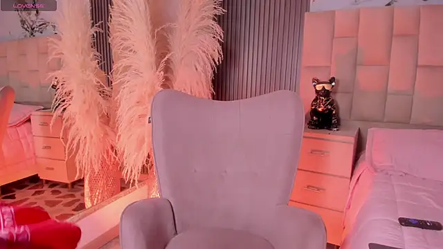 AdharaSweet1  online show from 03/27/26, 05:46