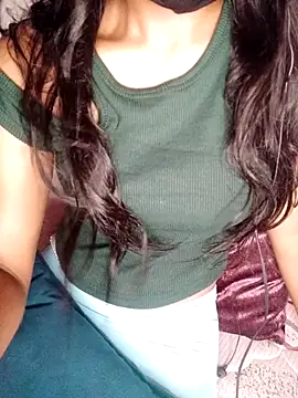 Snapshot of trending_tamizhachii chatting on 10/03/25, 06:27 trending tamizhachii online show from 10/03/25, 06:27