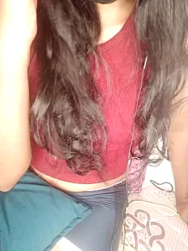 Snapshot of trending_tamizhachii chatting on 10/10/25, 06:51 trending tamizhachii online show from 10/10/25, 06:51